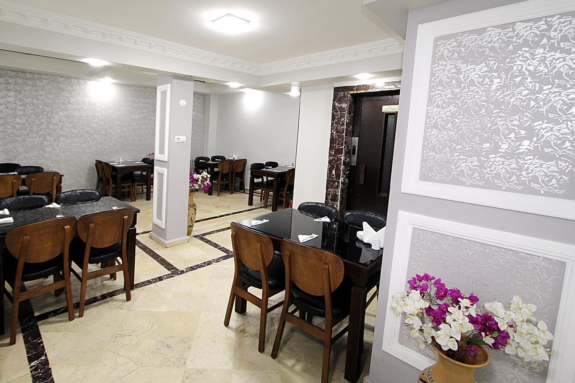 Lyon Hotel Istanbul Eksteriør billede