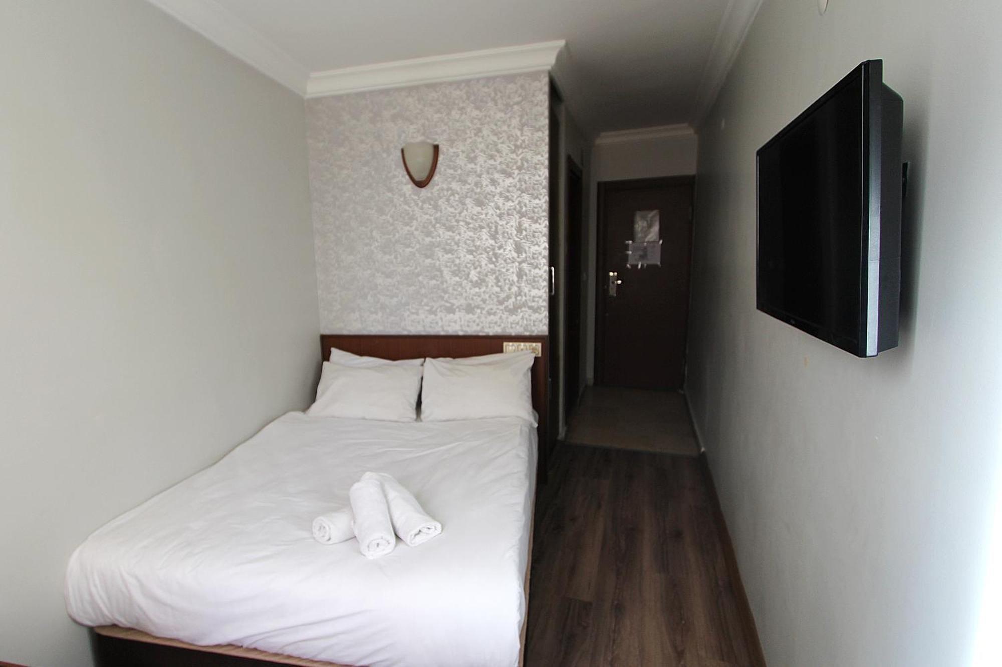 Lyon Hotel Istanbul Eksteriør billede