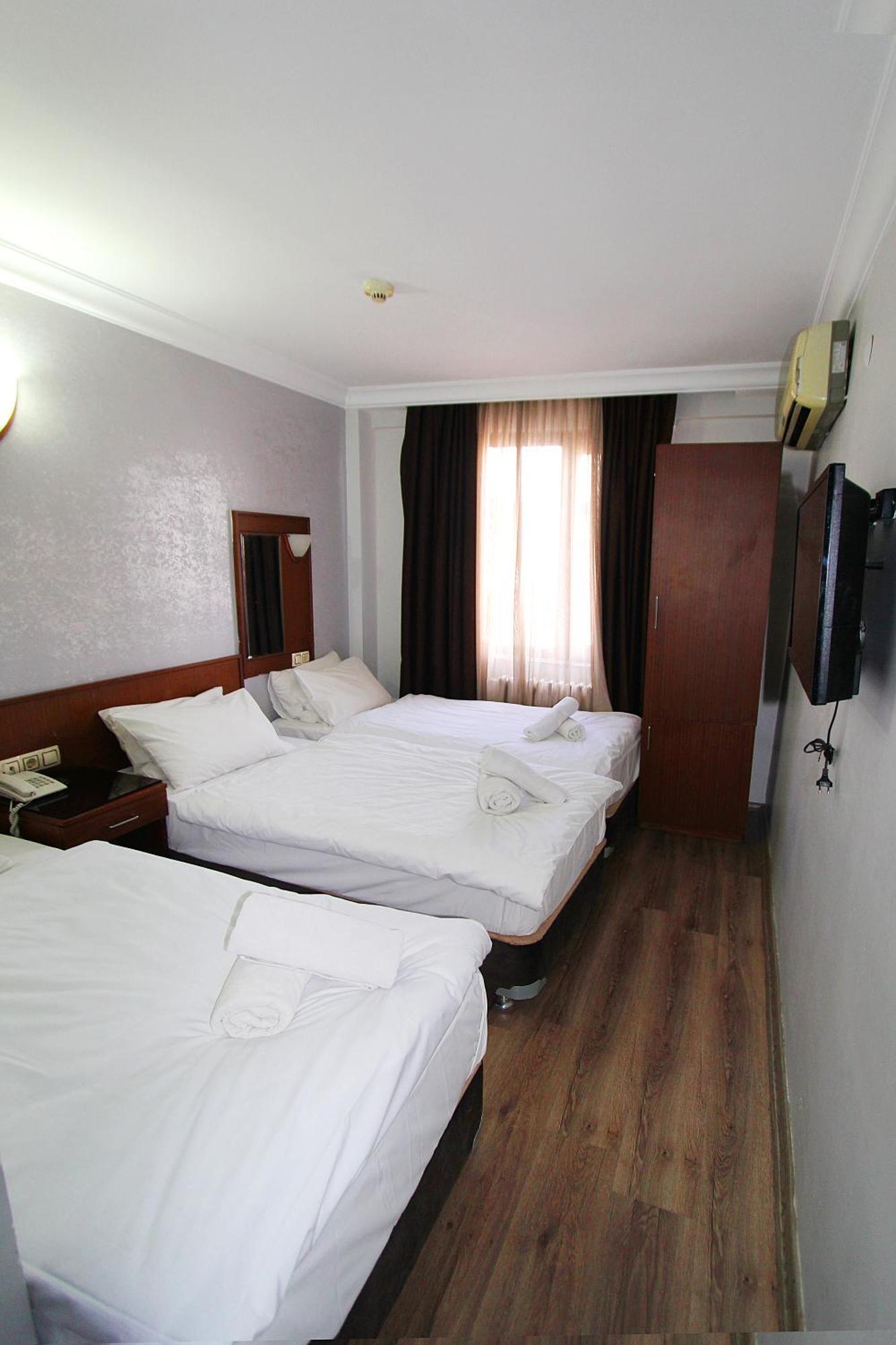 Lyon Hotel Istanbul Eksteriør billede